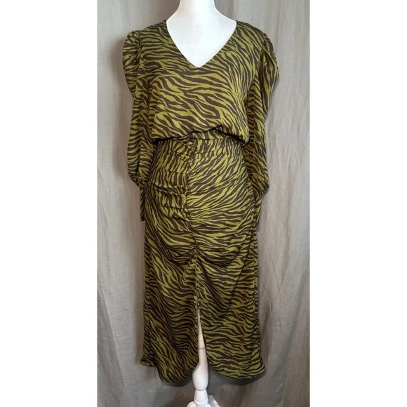 Moon River Anthropologie NWT Tiger Animal Stripe Ruched Green Midi Size Xsmall - Picture 1 of 16